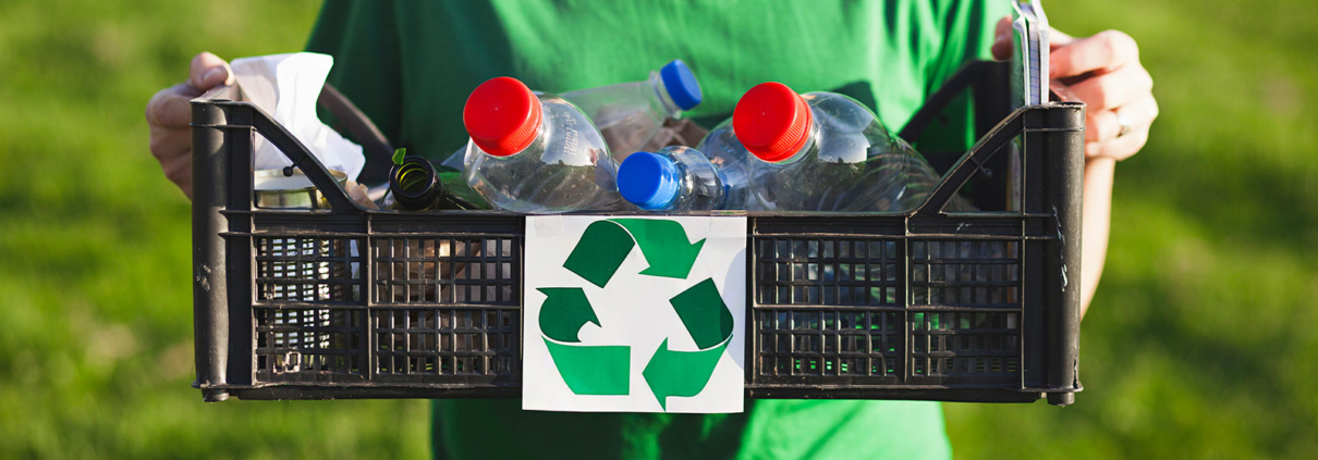 Bannière article retard sur le recyclage plastique